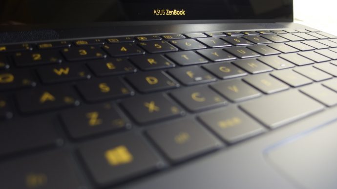 Zenbook3のキーボード