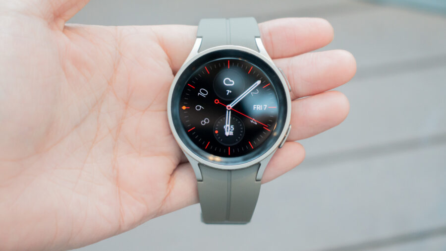 Galaxy Watch6のディスプレイは曲面仕様に？Pixel Watch風のデザインか